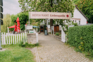 Liebesquelle Woltersdorf - Eingang