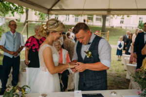 hochzeit-schlosspark-giesendorf-landgut-falkenberg